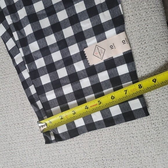 St. John's Bay Buffalo Check Stretch Slimming Fit Capri - Picture 14 of 14